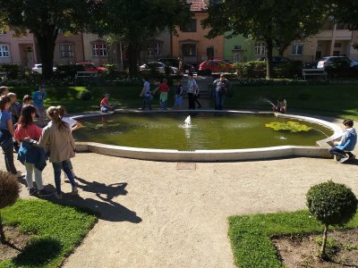 Jsme zpátky "DOMA"