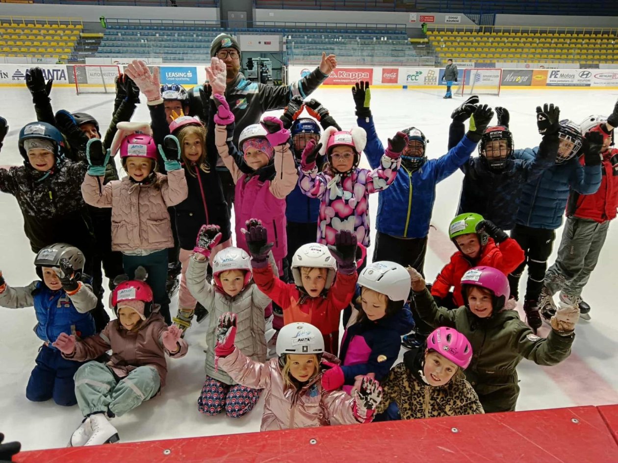 Děti do bruslí - 2. A a 2. B