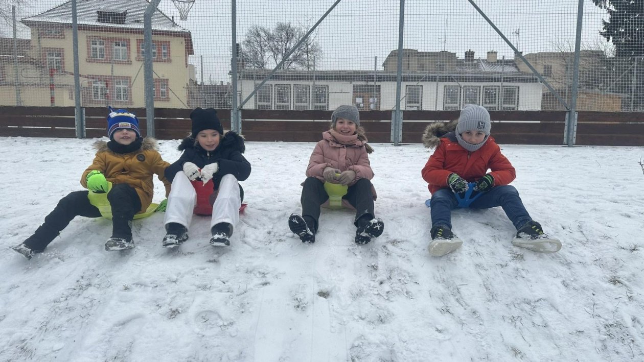 Radovánky na sněhu