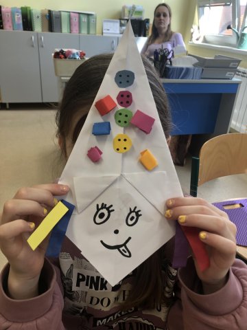 Masopustní masky - skládáme, stříháme, lepíme a kreativně tvoříme