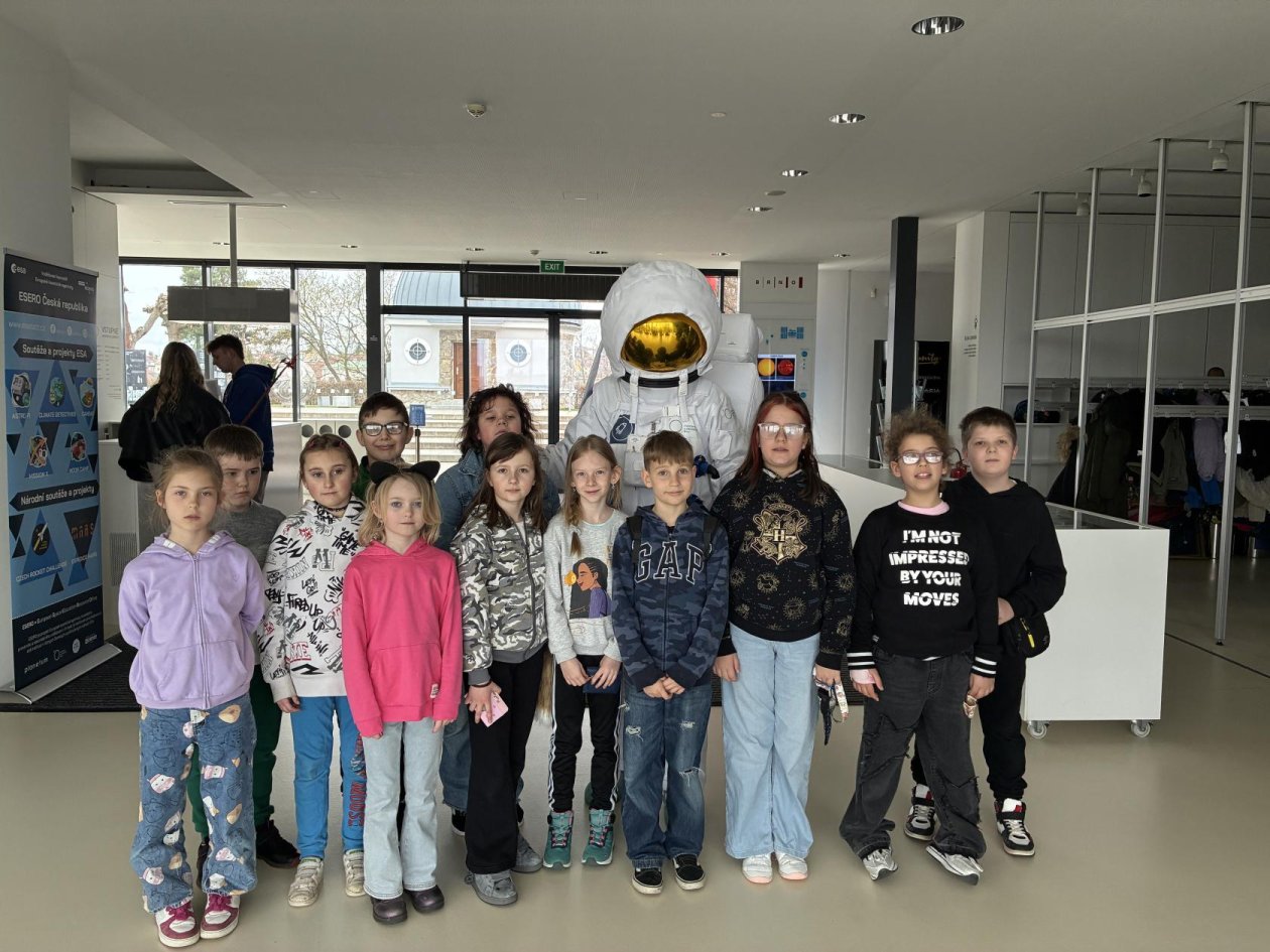 Proletěli jsme se sluneční soustavou