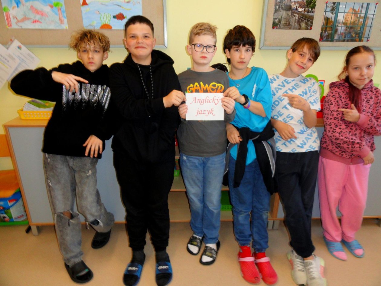 Únorové vyhlašování