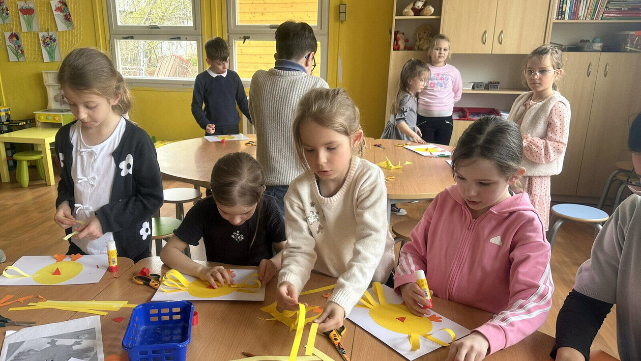 Když se líhnou papírová kuřátka